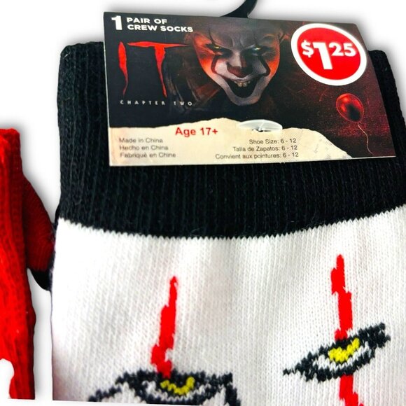 SOCKS! - Picture 5 of 8